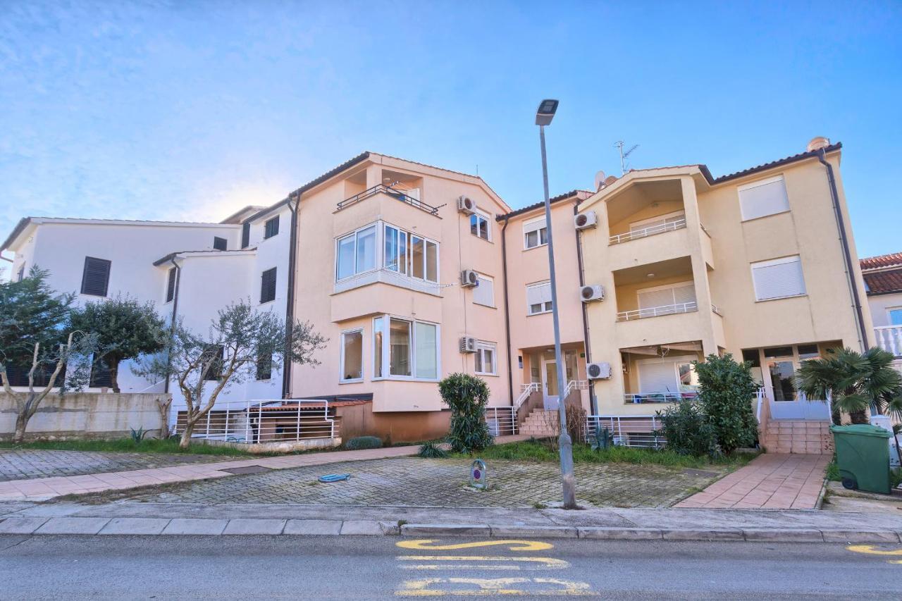 Brijuni Loft Apartment Pula Bagian luar foto